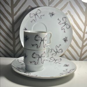 Chic White and Gold Bow Tea Set